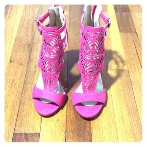 Pink open toed shoes